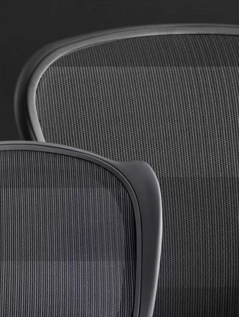 Сетчатое кресло herman miller aeron remastered