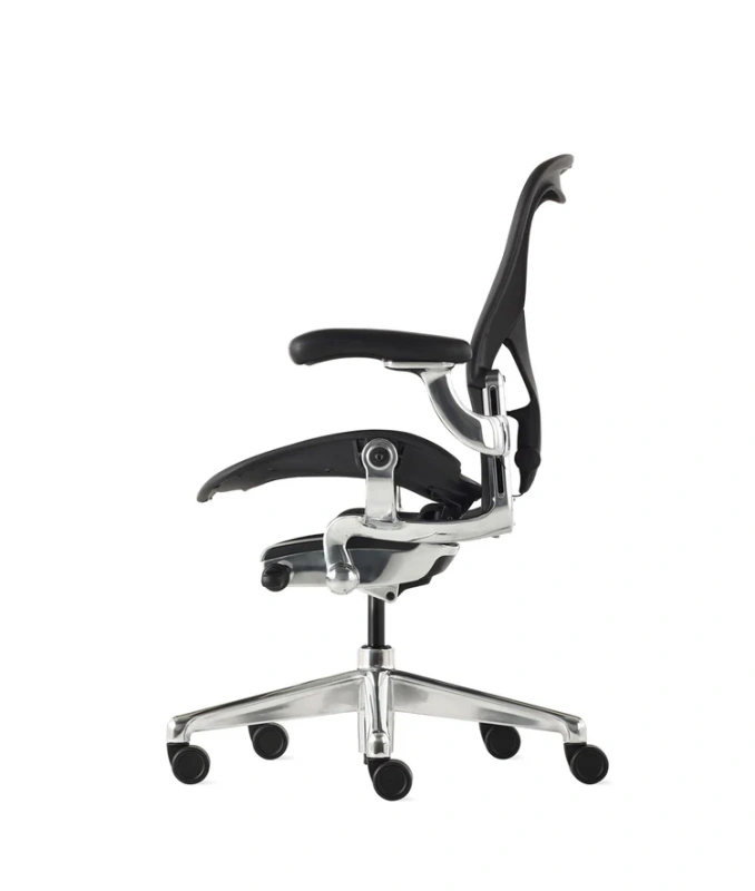 Кресло Herman Miller Aeron Black Onyx / Polished Aluminum, размер B