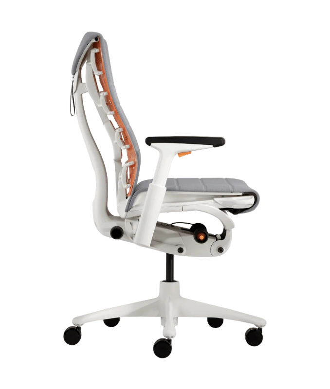 Кресло Herman Miller X Logitech G Embody Gaming Ignite