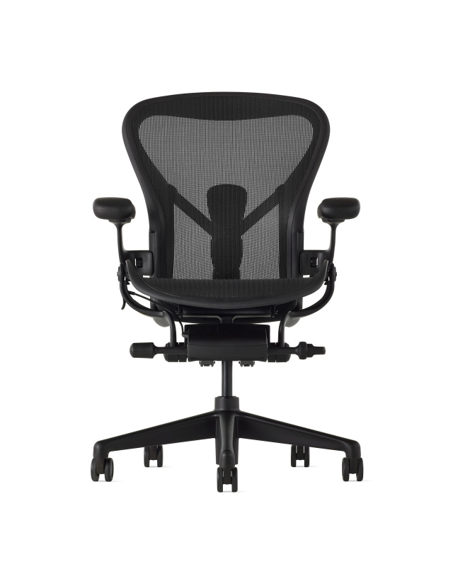 Кресло Herman Miller Aeron Black Onyx (Gaming), размер C