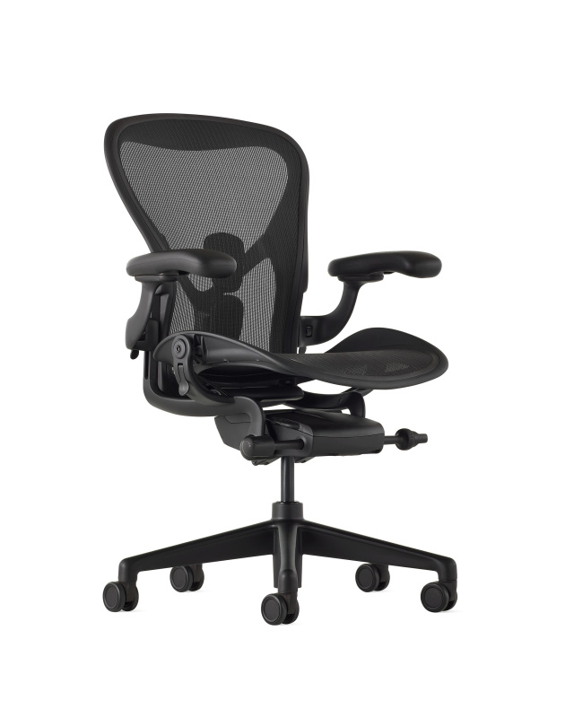 Кресло Herman Miller Aeron Black Onyx (Gaming), размер C