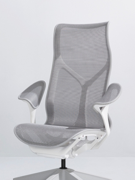 Кресло Herman Miller Cosm, высокая спинка, цвет Mineral, подлокотники «лепестки» (Leaf)