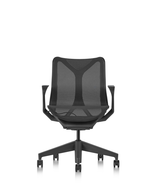 Кресло Herman Miller Cosm, низкая спинка, цвет Graphite, нерегулируемые подлокотники
