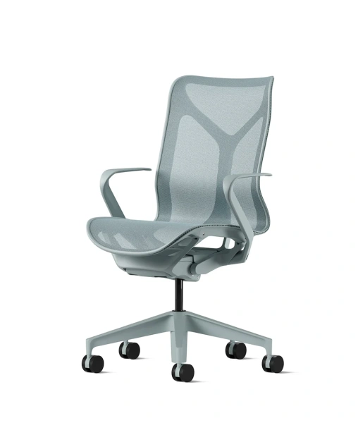 Кресло Herman Miller Cosm, средняя спинка, цвет Glacier, нерегулируемые подлокотники